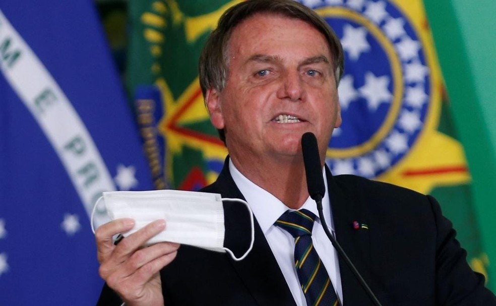 ‘Não tenho como saber o que acontece nos ministérios’, diz Bolsonaro sobre o caso Covaxin