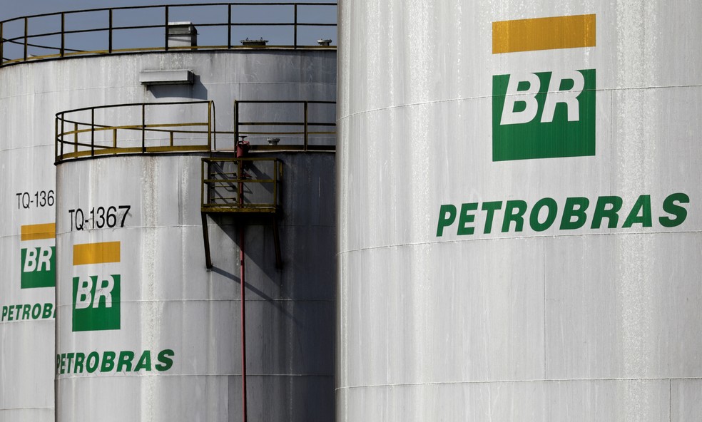 Petrobras eleva de uma só vez preço da gasolina, diesel e gás de botijão