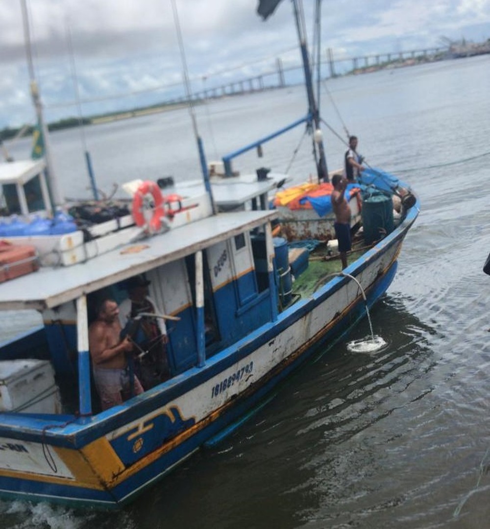 Embarcação com seis pescadores do RN está desaparecida; Marinha faz buscas