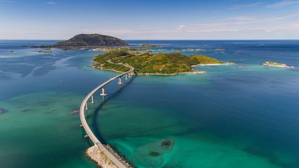 Conheça a ilha norueguesa onde não se conta o tempo