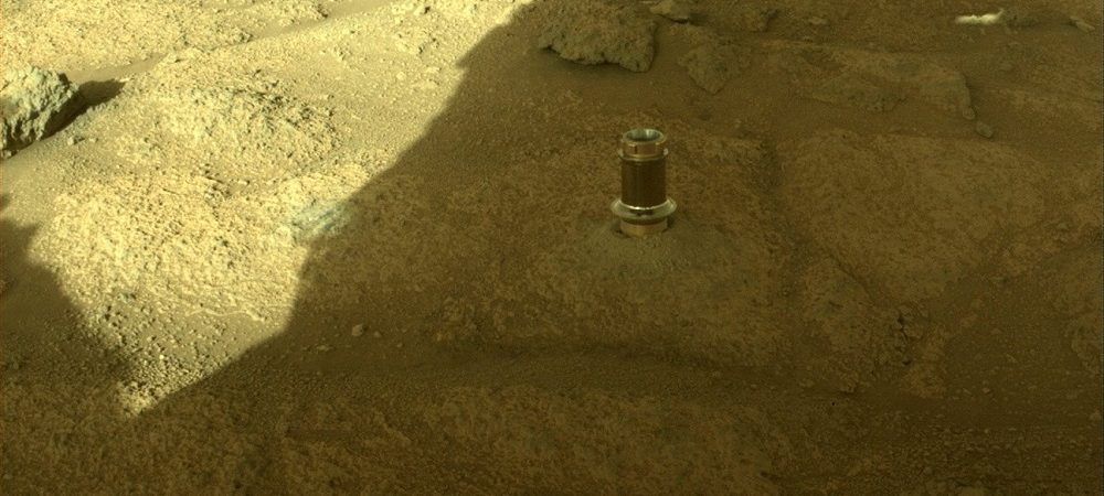 Objeto fotografado em Marte parece um sabre de luz, de ‘Star Wars’; Nasa explica