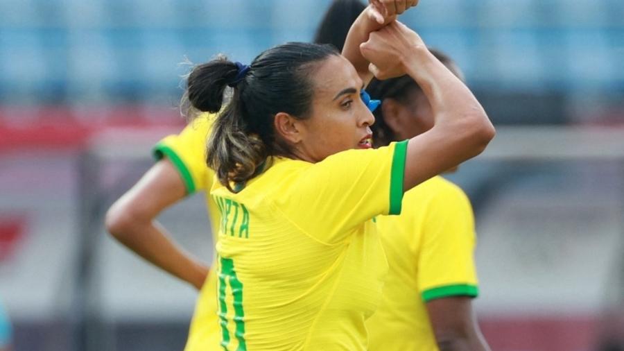 Olimpíadas: Brasil goleia a China por 5 a 0 com dois de Marta na estreia em Tóquio