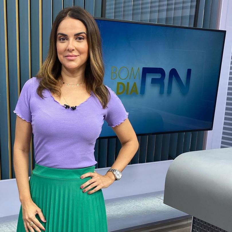 Apresentadora da Inter TV Cabugi rebate seguidora após ser chamada de  'feia' - Potiguara Online